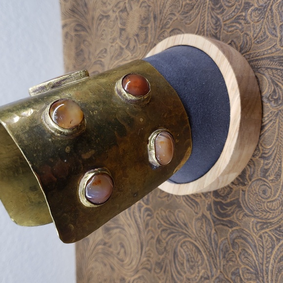 Vintage Hammered Agate Bezel Artisan Tribal Boho Cuff Bracelet - Picture 2 of 6